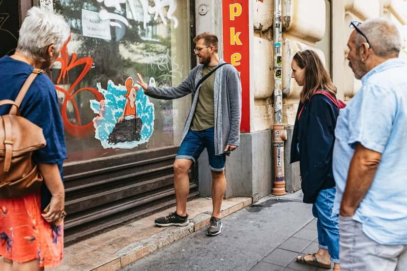 Budapest: Street Art and Underground Movements Walking Tour - Walking through Erzsébetváros and the old Jewish Quarter