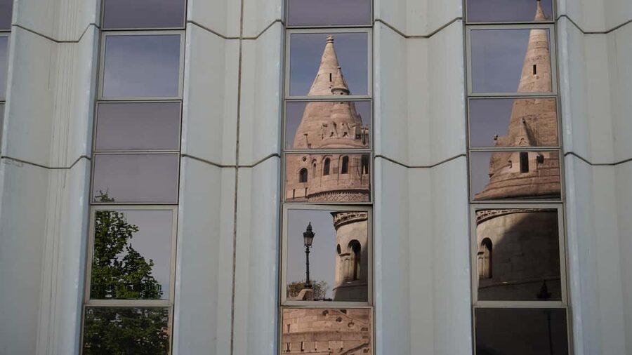 Budapest: Walking Tour in the Buda Castle District - Buda Castle Caves and the route toward the palace
