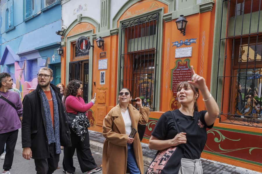 Buenos Aires: Local Foodie Adventure with Sherpa Food Tours - The Guides Make the Difference