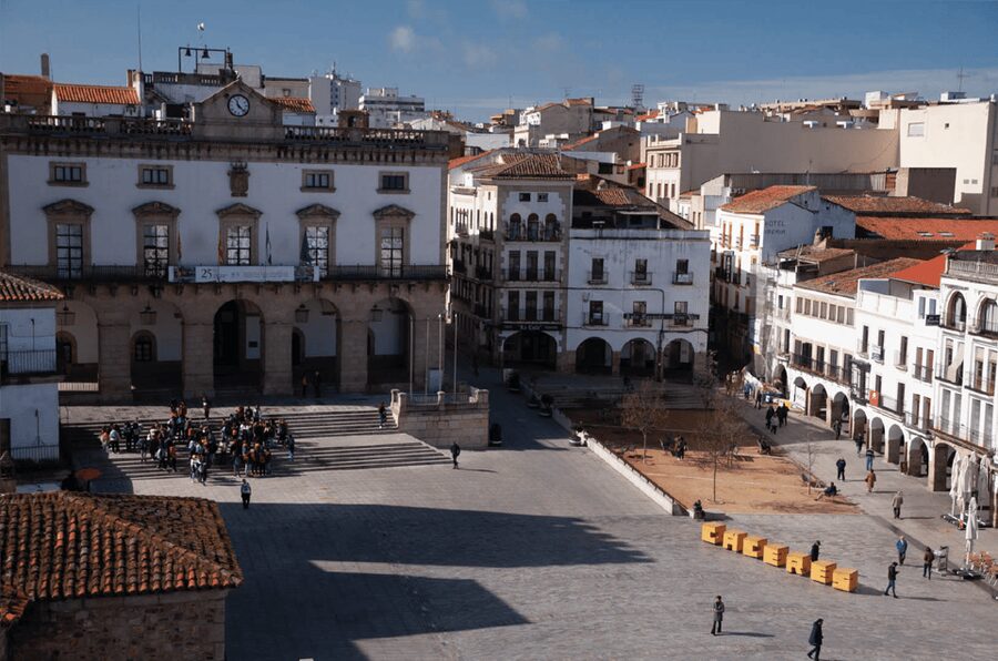 Cáceres: City Highlights Walking Tour with Local Guide - Key points to know before you book