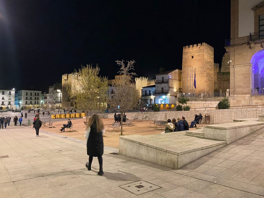 Cáceres: City Highlights Walking Tour with Local Guide - What the $11 price really gets you