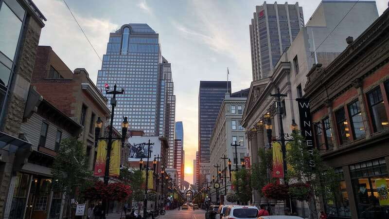 Calgary Downtown: 2-Hour Introductory Walking Tour - Starting at Municipal Plaza with Calgary’s first chapters
