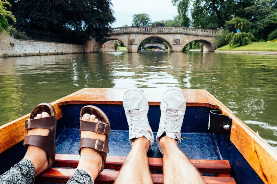 Cambridge: Alumni-Led Walking & Punting Tour w/Kings College - Kings College Chapel: the upgrade worth considering