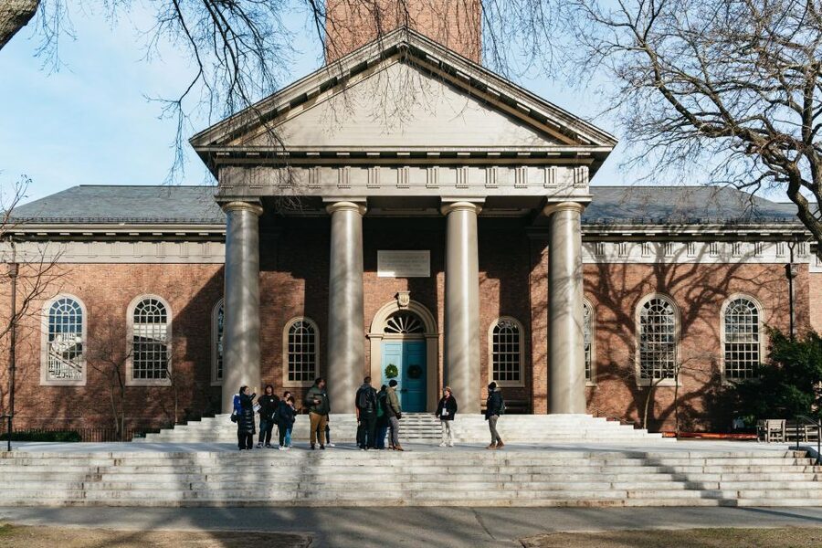 Cambridge: Harvard University Student-Guided Walking Tour - Key points to know before you book