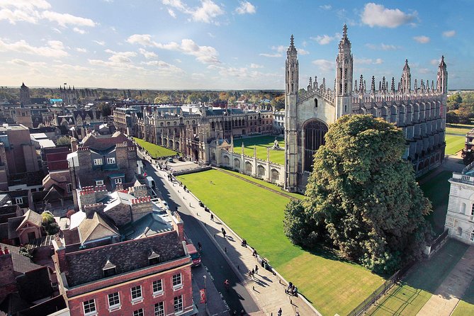 Cambridge University Walking Tour by Alumni™ Kings College Option - Corpus Christi College and Queens’ College