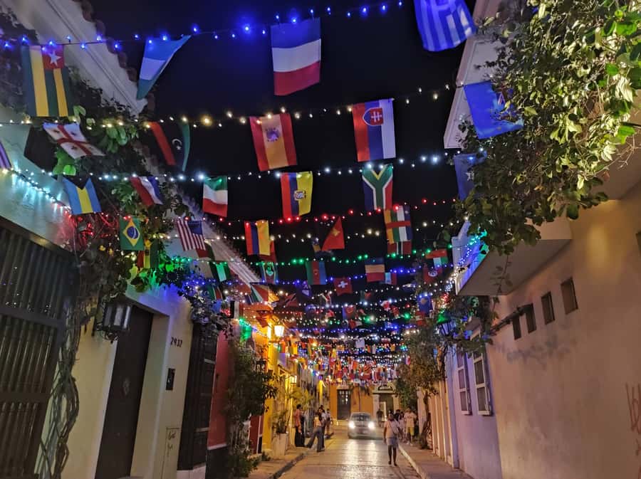 Cartagena: Walled City and Getsemani Shared Walking Tour - Is $16 a good value?