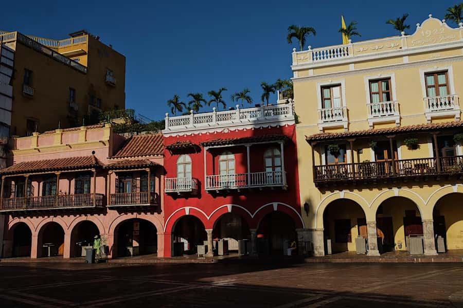 Cartagena: Walled City and Getsemani Shared Walking Tour - Should you book the Walled City and Getsemani tour?