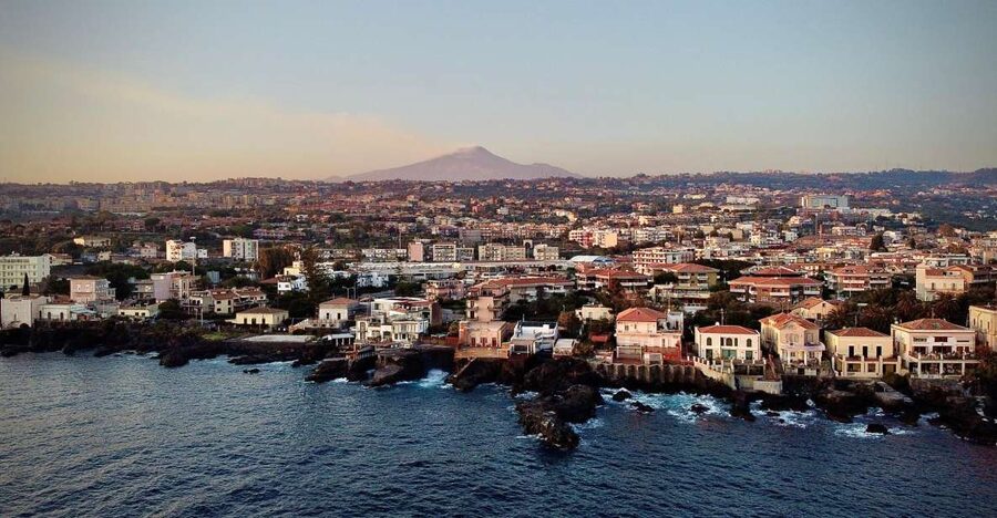 Catania: City Highlights Walking Tour - Piazza Duomo and Catania’s grand center