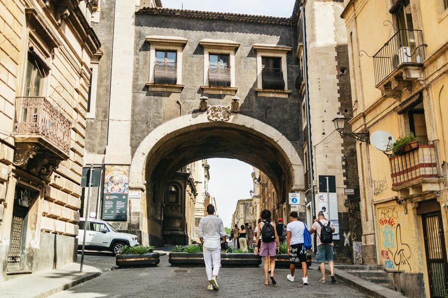 Catania: Guided Street Food Walking Tour - The Pescheria and Catania’s market culture