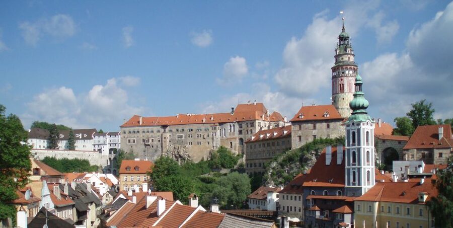 Český Krumlov: 2 Hour Private Walking Tour with Guide - The main square and St. Vitus Church
