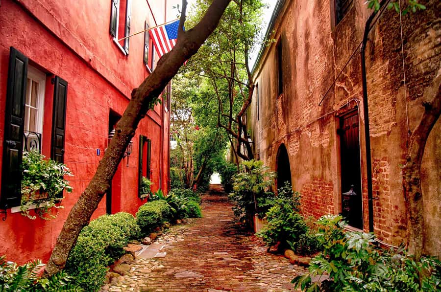 Charleston: History and Architecture Guided Walking Tour - Key points to know before booking