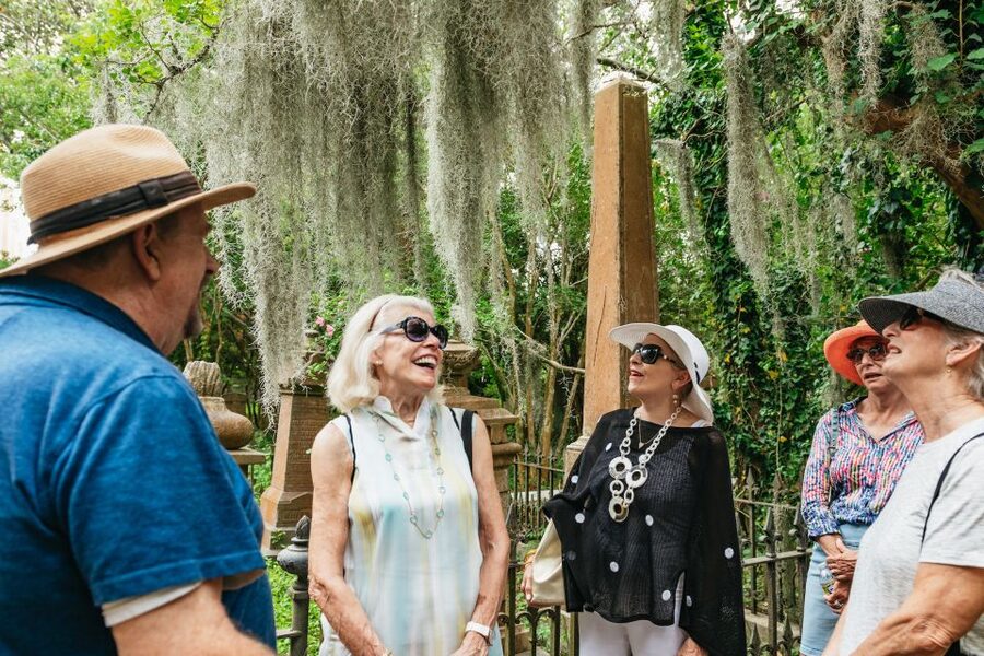 Charleston: Old Walled City Historical Walking Tour - How the guides shape the experience