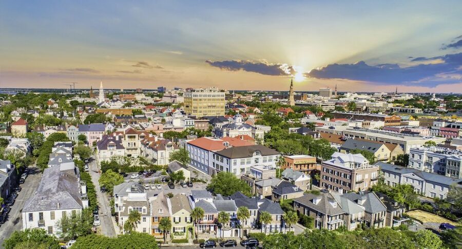 Charleston walking tour with a Citadel history professor - A small group makes Charleston easier to read