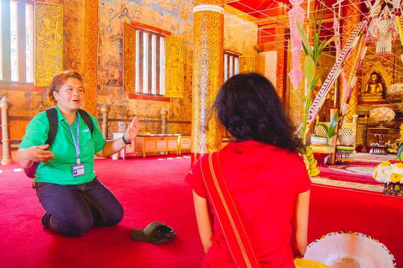 Chiang Mai: 3 Hour Old City and Temples Guided Walking Tour - Responsible sightseeing and practical booking details