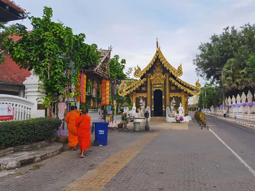 Chiang Mai: Temple And City Walking Tour Part I - Booking value, flexibility, and expectations