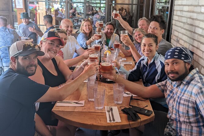 Chicago Favorites Ultimate Food and Walking Tour - What changes by season and departure time
