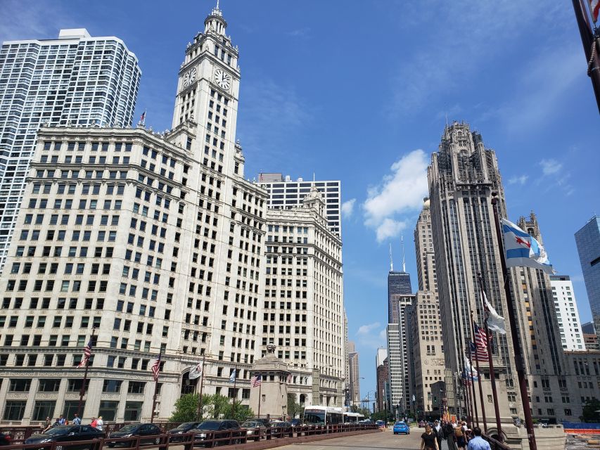 Chicago: Must See Chicago 90 minute Walking Tour - Wrigley Building and Tribune Tower: Classical Style in the Modern City