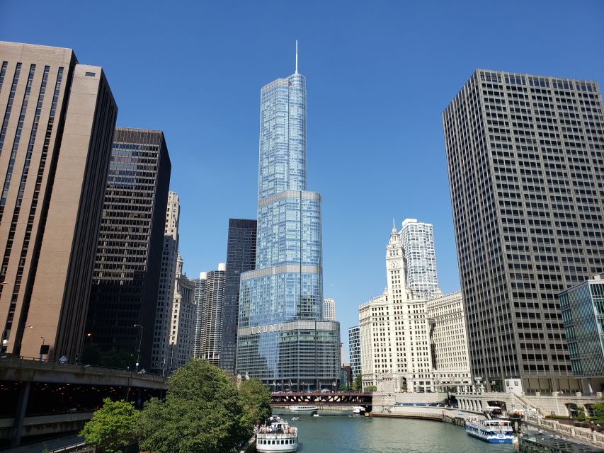 Chicago: Must See Chicago 90 minute Walking Tour - Modernist Towers: Willis Tower, John Hancock Center, and AON