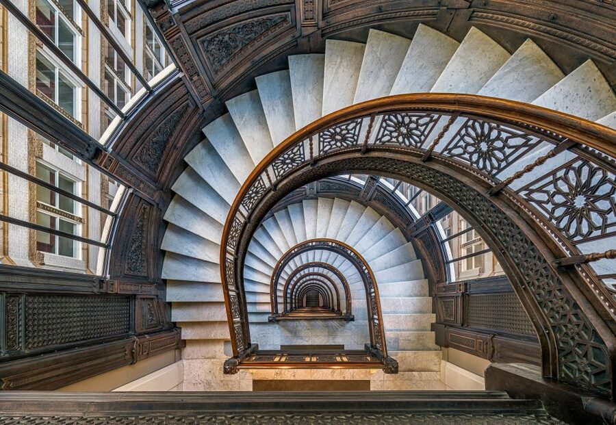 Chicago: Secret Interiors Architecture Walking Tour - Palmer House and the social side of Chicago architecture