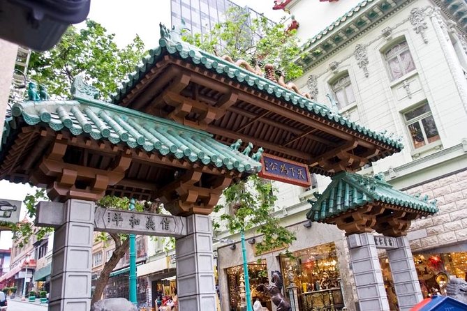Chinatown & North BeachLittle Italy: 7 Tastings & History - Starting beneath Dragon’s Gate on Grant Avenue