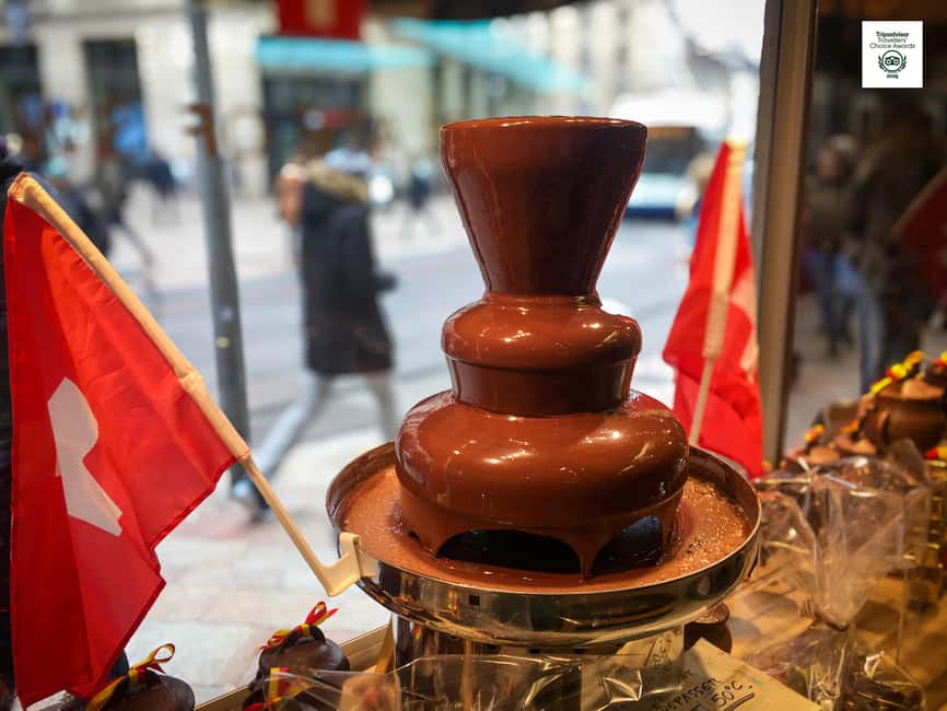 Chocolate Flavors Walking Tour of Geneva - The tasting sequence: more than one kind of sweet