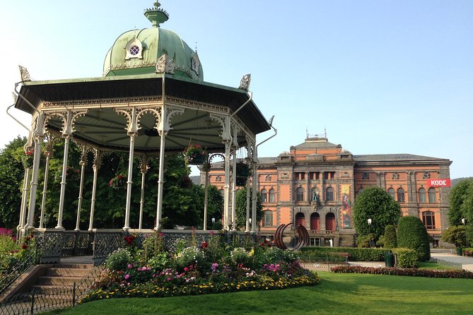 City Walking Tour - Bergen On Foot - Central Bergen in 75 minutes