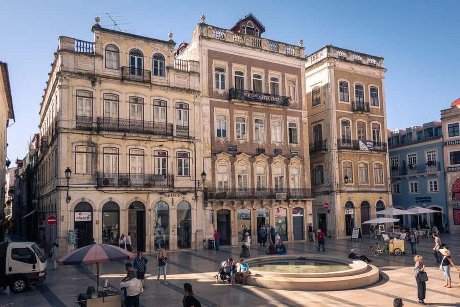 Coimbra: Private & Flexible Walking Tour in Historic Center - Santa Cruz Monastery and the return to Baixa