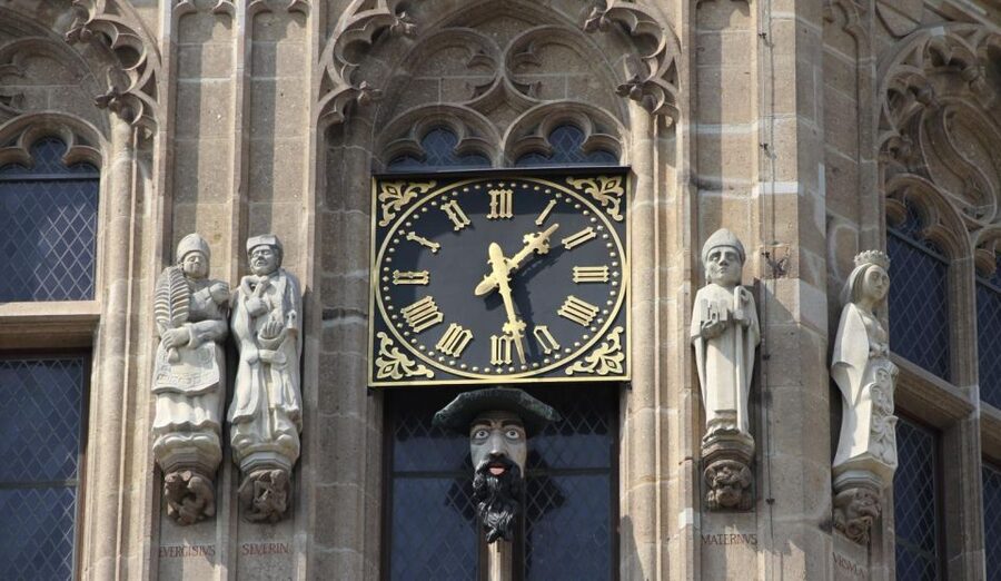 Cologne: Night Watchman Old Town Walking Tour - Booking details that can save you trouble