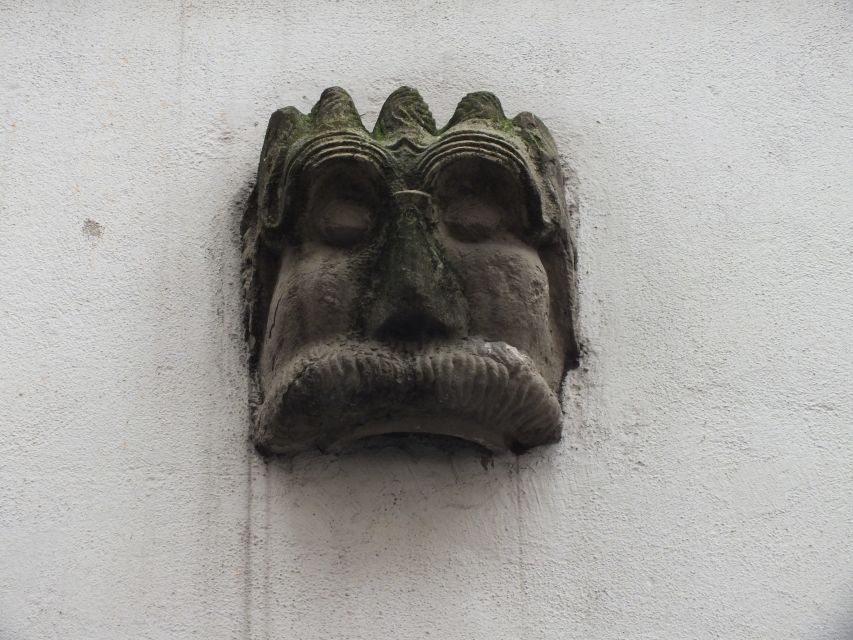 Cologne: Night Watchman Old Town Walking Tour - A tour built around humor and interaction