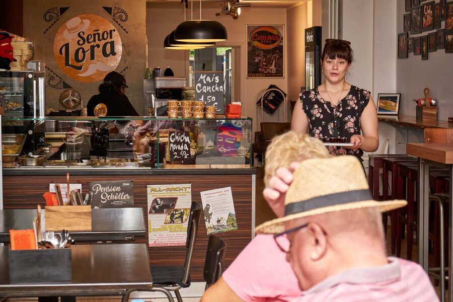 Cologne: Südstadt Guided Foodie Walking Tour - Starting at Chlodwigplatz in the heart of Südstadt