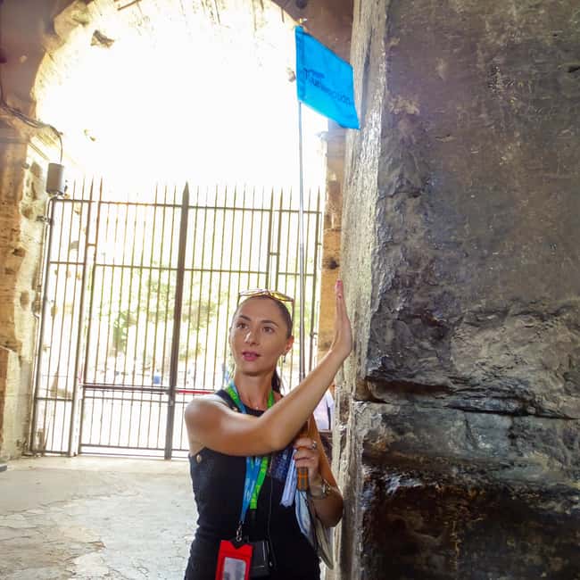 Colosseum, Forum & Palatine Hill Guided Walking tour - Entering the Colosseum for 90 minutes