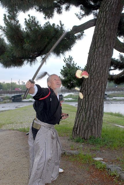Cool Kyoto: 5-Hour Walking Tour with the Last Samurai - A local market and a light lunch