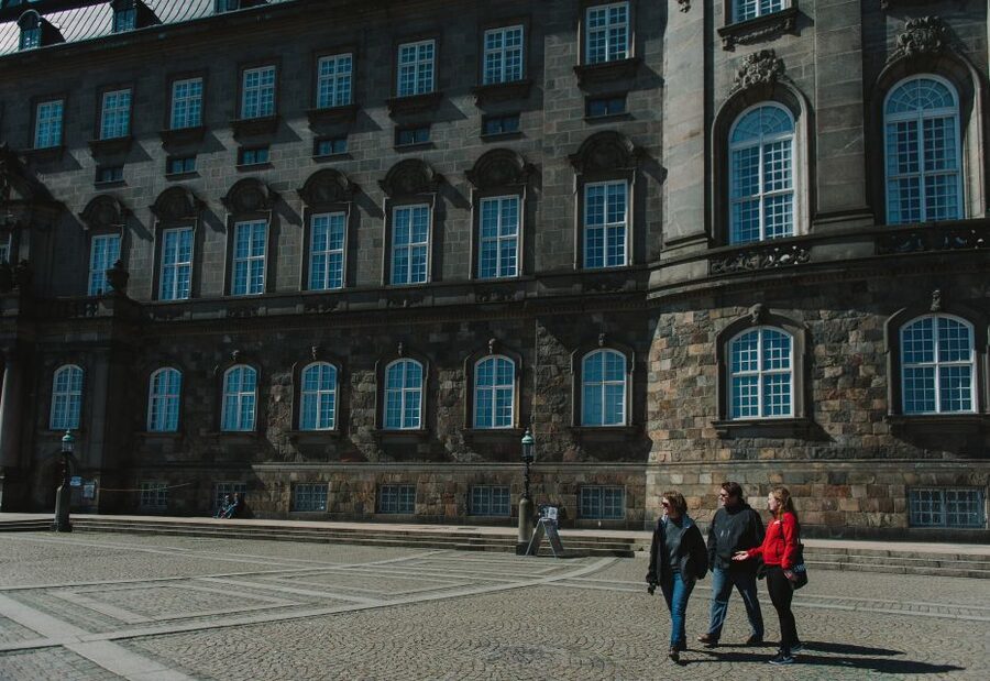 Copenhagen: Highlights & Hygge Guided Walking Tour w/ Lunch - Why this tour works for a first day in Copenhagen