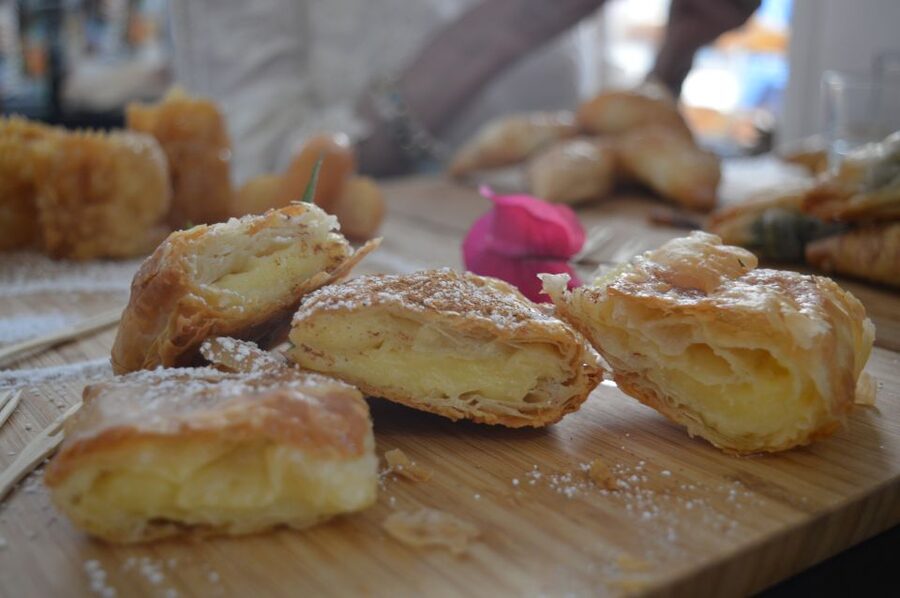 Corfu: Gastronomy Walking Tour - The tavernas and the final lunch