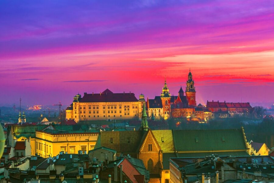 Creepy Krakow: 2-Hour City Walking Tour - Starting at Hotel Polski and passing through Florian Gate