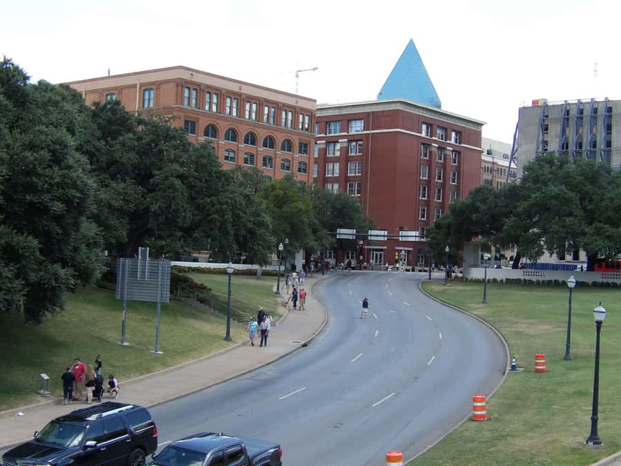 Dallas: JFK Assassination Highlights Walking Tour - What makes this JFK tour worth your hour