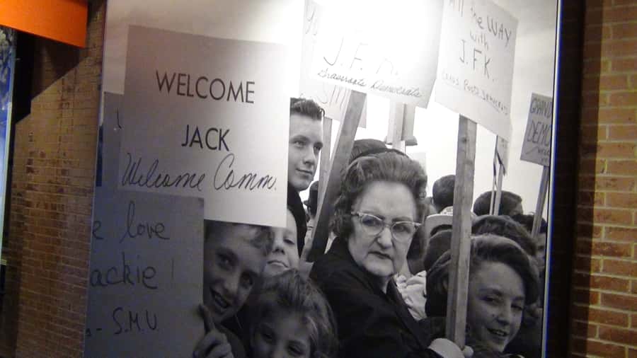 Dallas: JFK Assassination Highlights Walking Tour - Who should book the one-hour version