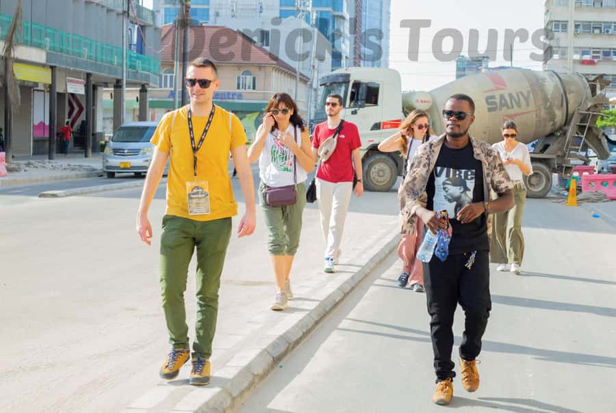 Dar es Salaam City Center: Walking Tour - Askari Monument: A Short Stop With Big Historical Weight