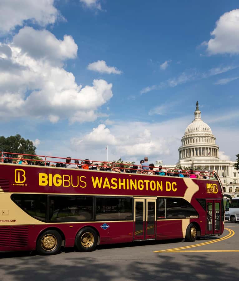 DC: Hop-On Hop-Off with 17 Stops plus Arlington Walking Tour - Arlington National Cemetery requires a separate plan