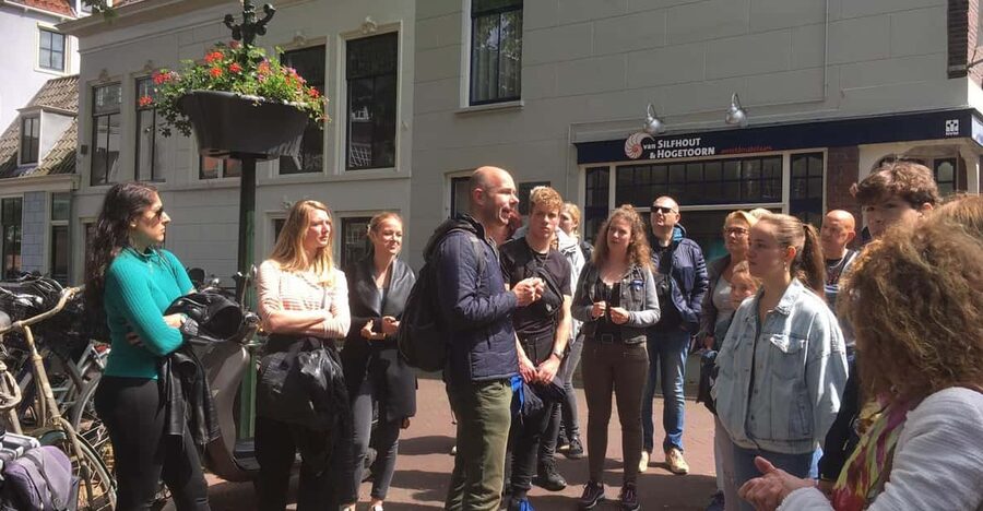 Delft: City Center Walking Tour - Vermeer’s Delft at the Vermeer Centrum
