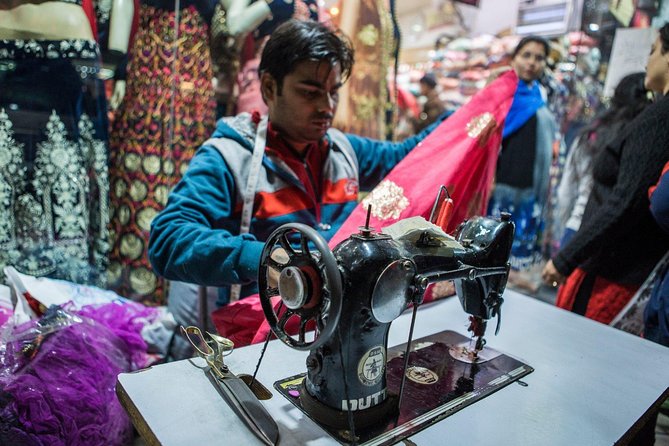 Delhi Food Walk: Rickshaw Ride, Street Eats & Market Tour - Rickshaw travel through Kamla Nagar