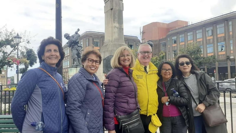 Derry: McCrossan’s Public Walking Tour of the Historic City - Walking the 400-year-old walls