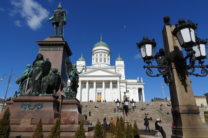 Discover Helsinki - Tip-based Tour by RED UMBRELLA - 2026 - Katajanokka’s Art Nouveau streets