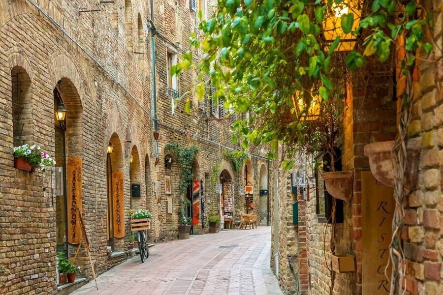 Discover Siena: Guided Walking Tour and Cathedral Visit - Key things to know before you book