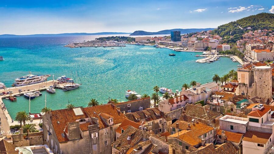 Discover The Old Town Split 1.5h walking Small group tour - Key points at a glance