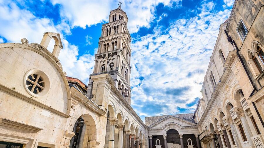 Discover The Old Town Split 1.5h walking Small group tour - Who will enjoy this Split walk most?