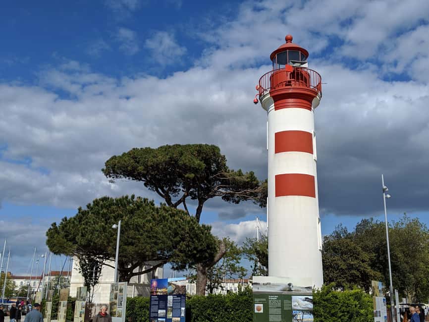 Discovery Walking Tour of La Rochelle - John’s guiding style and group atmosphere