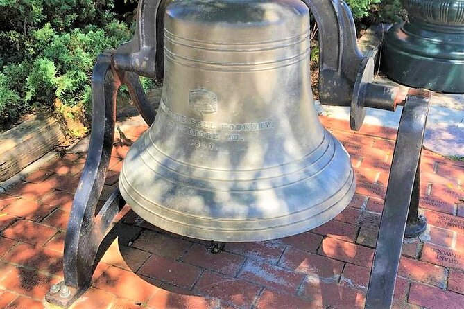 Downtown Asheville Tip-Based Sightseeing Walking Tour - The Salt Face Mule at Twisted Laurel