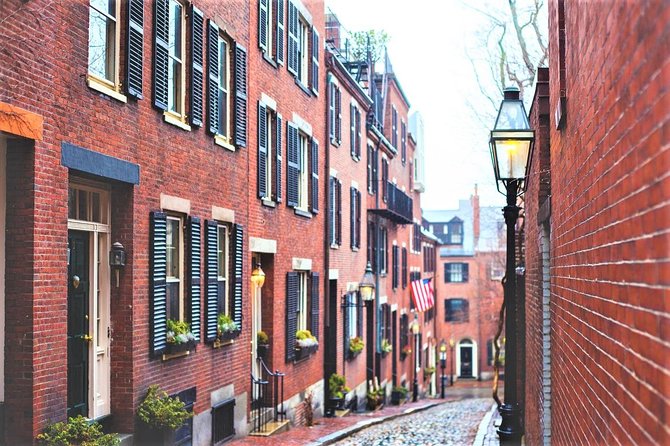 Downtown Freedom Trail, Beacon Hill & Back Bay Walking Tour - What the guides add to the morning