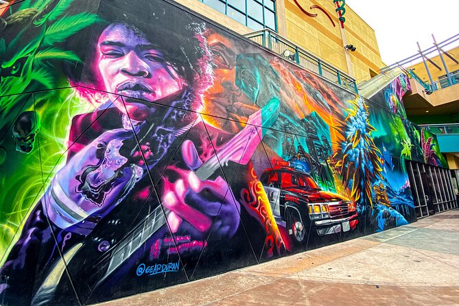 Downtown Las Vegas Food Tour of 6 Iconic Dishes & Hidden Gems - Neonopolis and the social-media hot dog